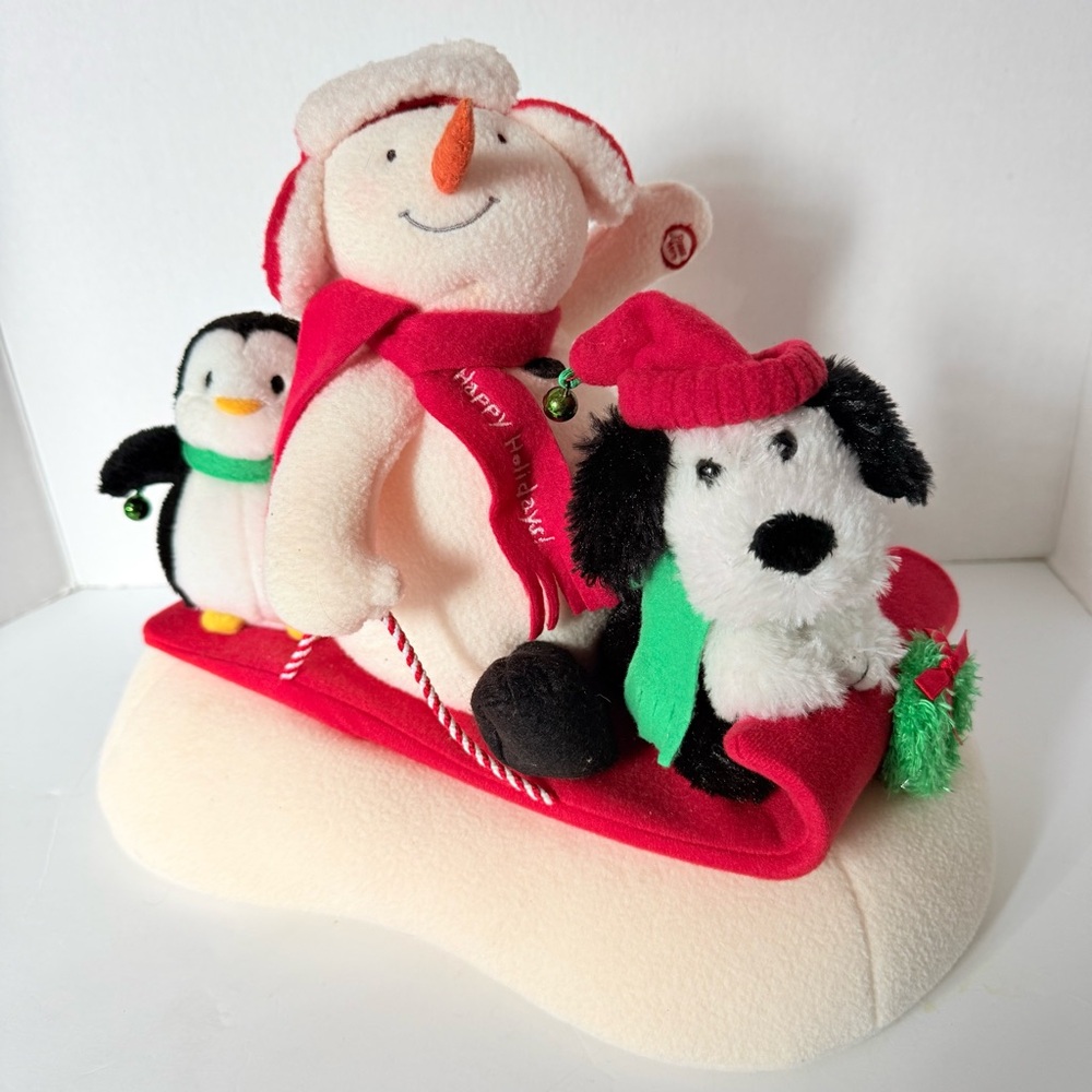 Hallmark 2007 Jingle Pals Musical Sledding Snowman Penguin and Dog
